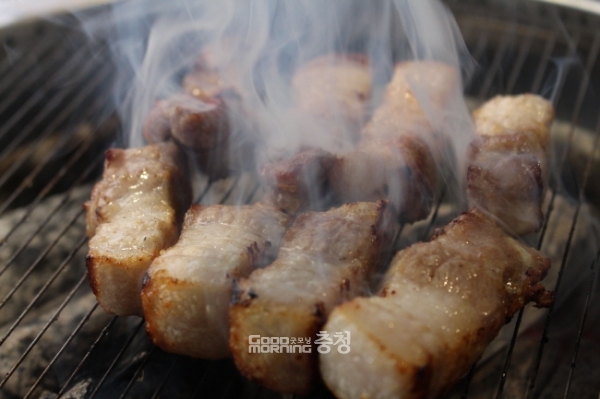 유성암퇘지삼겹살