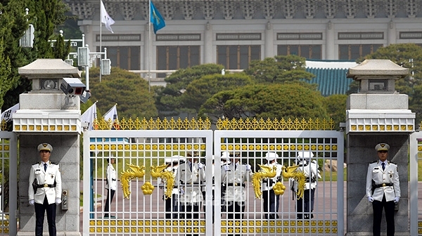 여야 할 것 없이 충청대망론의 주인공이 될 만한 인물이 좀처럼 모습을 드러내지 않고 있는 가운데, 충청권 인사들을 향한 여권 잠룡 그룹의 러브콜이 쇄도하고 있는 것으로 전해지고 있다. (자료사진: 청와대 홈페이지/ 굿모닝충청=김갑수 기자)