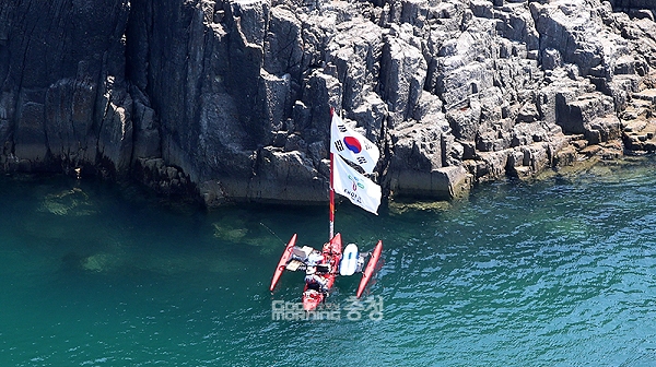 7월에는 격렬비열도를 알리기 위해 무동력 카약 챌린지를 진행하기도 했다. (태안군 제공)