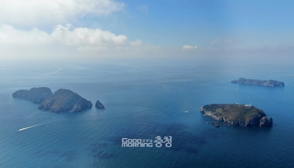 충남도가 행정안전부가 추진 중인 한국섬진흥원 유치에 나선다. 영·호남과의 경쟁이 불가피해 충청권의 총력 대응이 필요해 보인다. (충남도 제공: '서해의 독도'라 불리는 격렬비열도 자료사진/ 굿모닝충청=김갑수 기자)