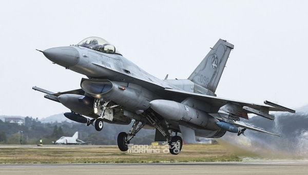 충남도가 지역 최대 현안으로 부각되고 있는 서산공군비행장 민항유치를 위한 논리 보강에 적극 나서고 있다. (자료사진: 공군 제공/ 굿모닝충청=김갑수 기자)