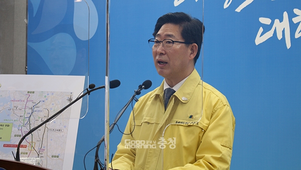 양승조 충남지사는 22일 서해선복선전철 삽교역사 신설과 관련 “도가 일부 부담하는 한이 있더라도 반드시 설치하겠다는 게 도의 의지”라고 말했다. (사진=굿모닝충청 이종현 기자)