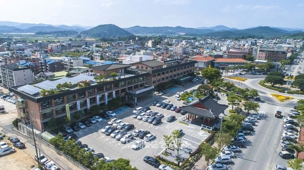 충남 부여군이 도내 15개 시·군 중 유일하게 ‘보편적 복지 3종 세트’를 시행해 눈길을 끌고 있다. (자료사진: 부여군 제공/ 굿모닝충청=김갑수 기자)