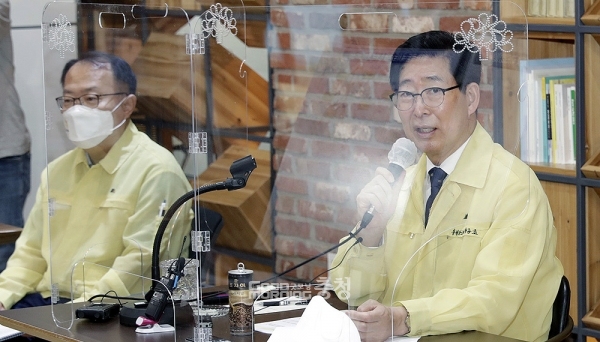 양승조 충남지사는 29일 “김홍장 당진시장의 말씀을 존중한다”며 “다만 견해가 다를 순 있다”고 말했다. (충남도 제공/ 굿모닝충청=김갑수 기자)