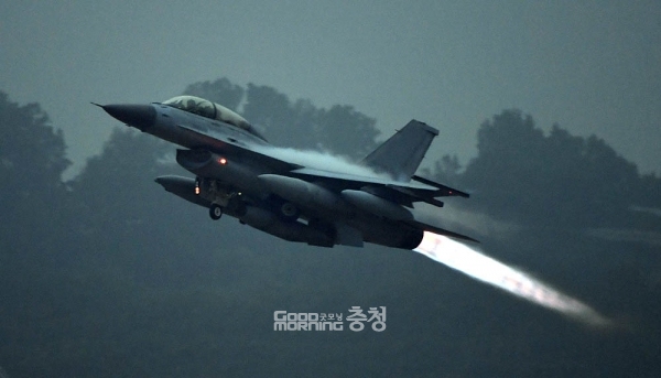 서산공항 건설 사업은 기존 공군 활주로를 활용해 터미널과 계류장, 유도로 등을 설치하는 것으로 총 사업비는 약 509억 원이 투입될 전망이다. (자료사진: 국방부)