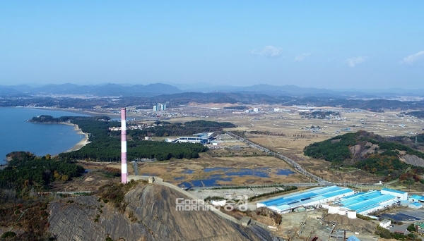 충남도가 일제 수탈과 중금속 오염의 현장인 서천군 옛 장항제련소 일원을 녹색 복원을 통한 치유의 상징으로 만들기 위해 행정력을 집중하고 있다. (자료사진: 충남도 제공/ 굿모닝충청=김갑수 기자)
