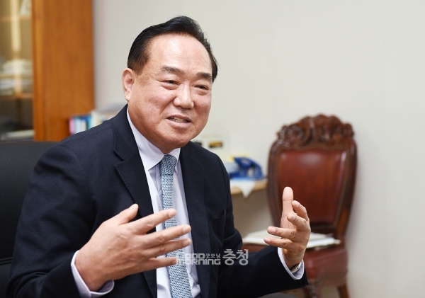 이병학 충남교육감 예비후보. (자료사진=본사DB/굿모닝충청 이종현 기자)