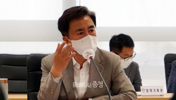 김태흠 충남지사가 서산의료원의 서울대병원 분원 설립 추진을 위한 협의체 구성을 지시했다. (굿모닝충청=김갑수 기자)