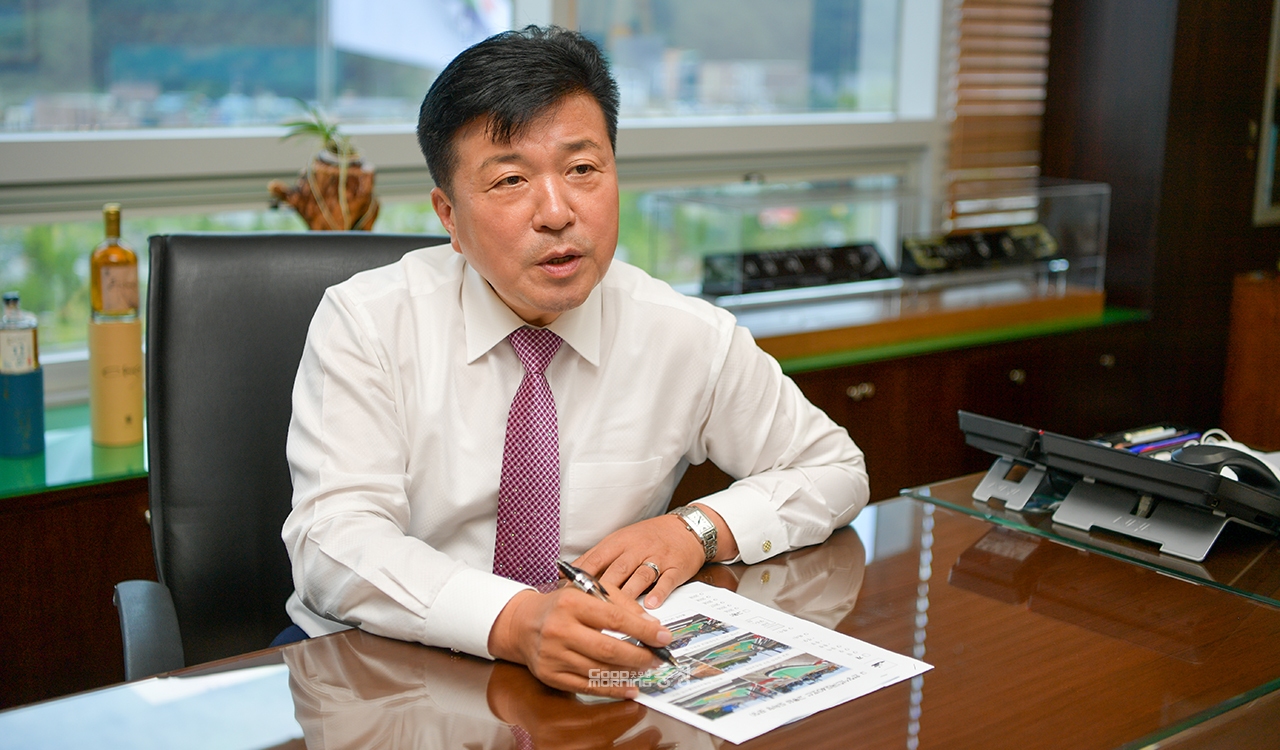 최재구 예산군수는 “김 지사의 결단을 적극적으로 지지한다”며 “중앙부처의 동향파악 등 삽교역 신설에 지장이 없도록 최선의 노력을 다하겠다”고 약속했다. (사진=예산군 제공/굿모닝충청 이종현 기자)