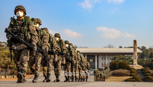 서울시 노원구에 있는 육군사관학교를 충남 논산으로 이전하는 방안에 대해 국민 절반 가까이가 찬성하고 있는 것으로 나타났다. (자료사진: 육군사관학교 홈페이지/ 굿모닝충청=김갑수 기자)