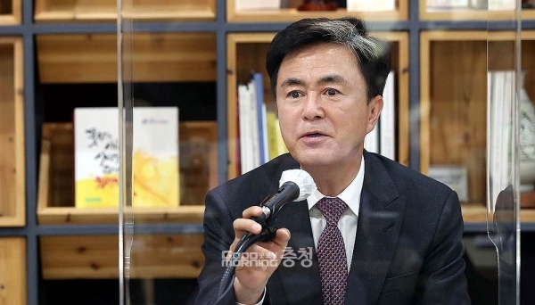 김태흠 충남지사는 10일 “윤석열 대통령이 성공을 거두지 못하면 재집권이나 총선이 어려워지는 것”이라며 “그런 입장에서 깊이 고뇌하고 생각하면서 당 구성원들이 갔으면 좋겠다”고 말했다. (자료사진: 충남도 제공/ 굿모닝충청=김갑수 기자)