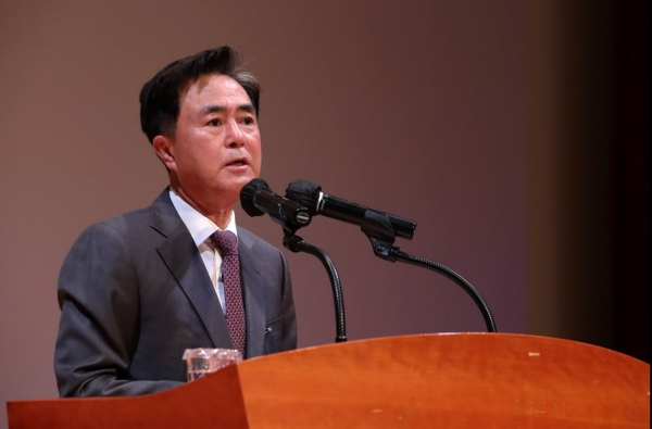 김태흠 충청남도지사가 2일 국회 방문 후 기자들과 만나 