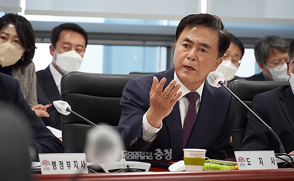 김태흠 충남지사는 7일 “주변에 아파트로 둘러싸여 사격훈련도 제대로 하지 못한다. 그런 곳에 육군사관학교(이하 육사)가 있을 필요가 있냐”고 말했다. (사진=굿모닝충청 이종현 기자)