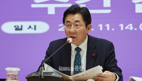 박경귀 아산시장은 14일 국립경찰병원 분원 유치 컷오프 통과와 관련 “충남도 차원에서 관심을 두고 있는 사안인 만큼 우리 시 자존심이 걸린 문제”라며 “확실하게 유치해 올 수 있도록 구체적인 대응이 필요하다”고 말했다. (아산시 제공/ 굿모닝충청=김갑수 기자)