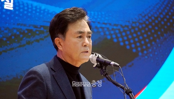 김태흠 충남지사는 22일 “대통령께서 공약하고 제가 공약한 부분들은 도지사 김태흠이 반드시 지켜내겠다”고 말했다. (굿모닝충청=이종현 기자)