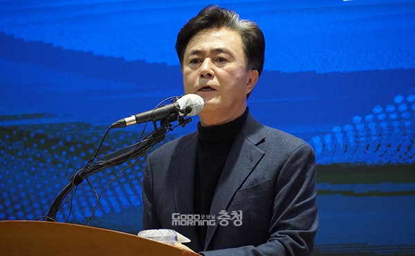 김태흠 충남지사가 사립유치원 유아교육비 예산 조정과 관련 “완전 무상보육이 이뤄지는 계기가 됐다”고 평가했다. (사진=굿모닝충청 이종현 기자)