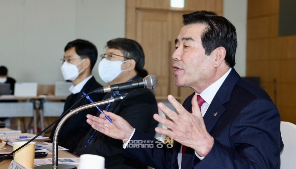 김동일 보령시장이 석탄화력발전소 폐쇄 지역에 대한 정부 차원의 특단의 대책을 촉구하고 나섰다. (보령시 제공/ 굿모닝충청=김갑수 기자)