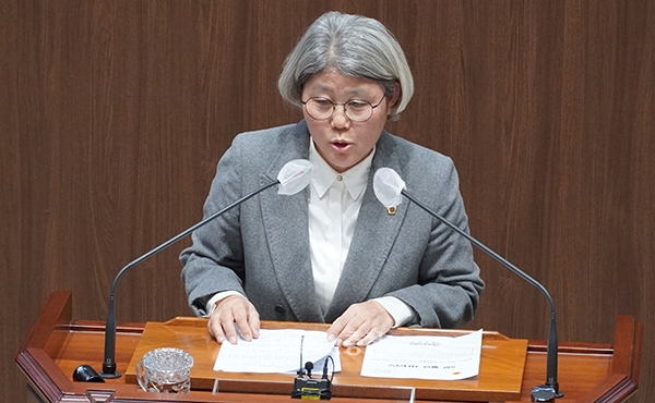 충남도의회가 단체장과 도 산하 공공기관장의 임기를 일치하기 위해 조례 제정을 추진 중인 가운데, 기획경제위원장인 김명숙 의원(민주·청양)이 우려의 목소리를 내고 나섰다. (사진=굿모닝충청 이종현 기자)