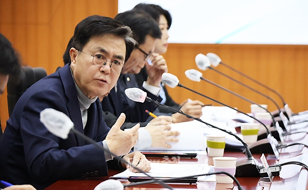 김태흠 충남지사가 서해선 복선전철 가칭 삽교역 명칭을 내포역으로 바꿀 것을 지시했다. (사진=굿모닝충청 이종현 기자)