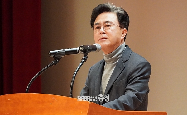 김태흠 충남지사는 2일 공공기관 통·폐합과 관련 “관련 조례가 충남도의회 본회의에서 통과되면서 제반 절차만 남았다. 추진 과정에서 예산이 부족하면 추경에 반영하는 등 차질없이 진행해달라”고 말했다. (자료사진=본사DB/굿모닝충청 이종현 기자)