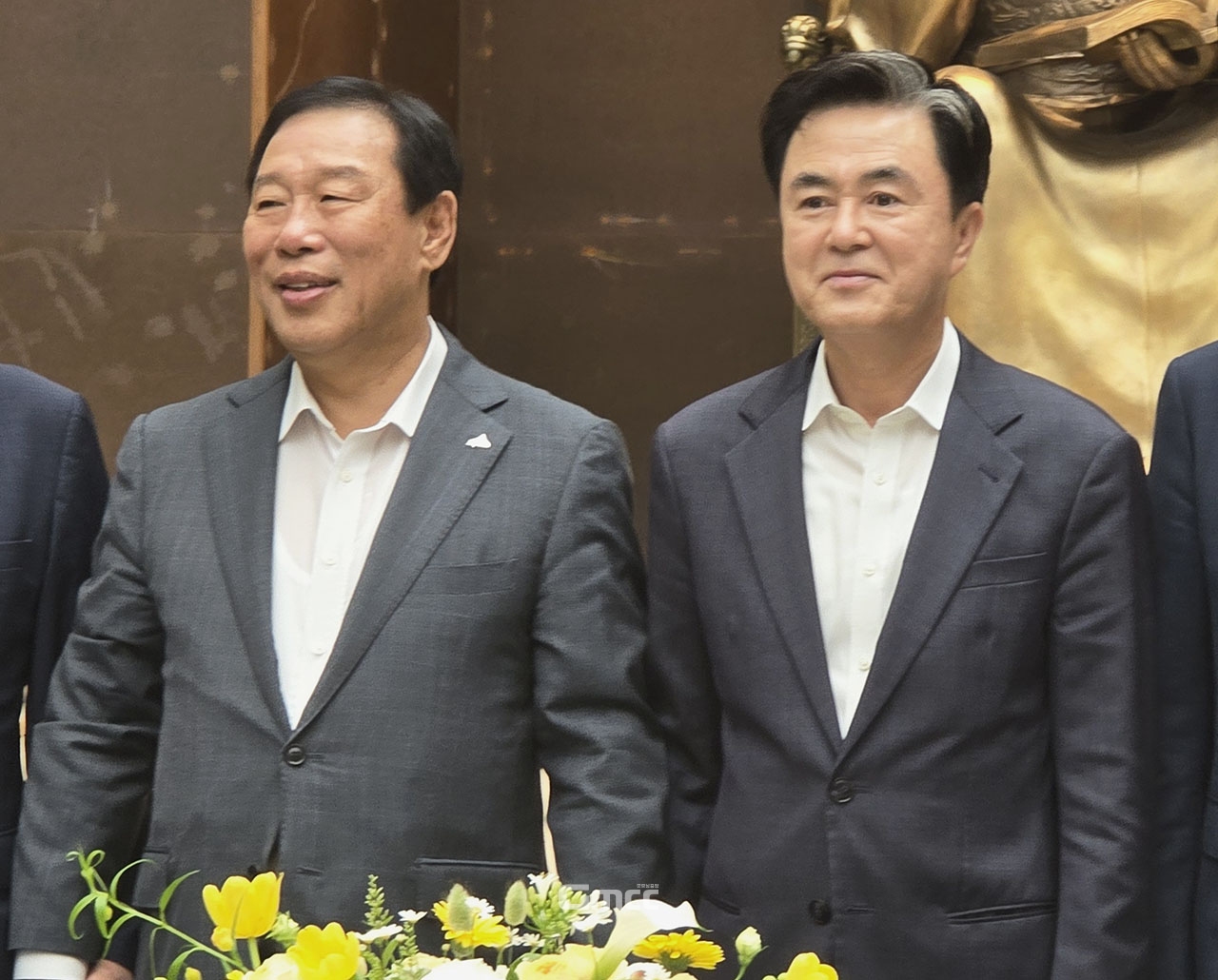 한편, 이날 최민호 세종시장과 김태흠 충남지사는 '충남산림자원연구소 이전 공동대응 업무협약’을 체결하고 향후 연구소 부지 매각과 개발에 적극적으로 협력하기로 했다. (굿모닝충청=박수빈 기자)