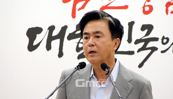 김태흠 충남지사는 29일, 대전시와의 선(先) 통합 논의와 관련 “(최소한) 경북과 대구보다는 우리가 하나라도 더 얻어낼 수 있도록 해야 한다”고 말했다. (굿모닝충청=김갑수 기자)