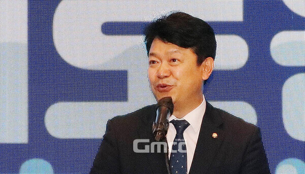 더불어민주당 복기왕 국회의원(충남아산갑)은 19일 “현 지도부의 가장 중요한 과제는 지방선거 승리”라며 “지방선거를 승리로 이끌어 놓고 대선 체제의 판을 짜놓는 것까지가 이재명 대표의 과제인 것 같다”고 말했다. (자료사진/ 굿모닝충청=김갑수 기자)