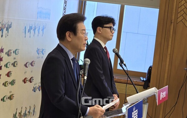 더불어민주당 이재명 대표가 1일 국회 본청 오픈홀에서 대표회담 전 모두발언을 하고 있다. (사진=굿모닝충청 설인호 기자)