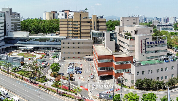 의대 정원 확대에 따른 정부와 의료계 간 갈등이 격화하고 있는 가운데, 충청권 응급의료 현장 역시 살얼음판을 걷고 있는 실정이다. (자료사진: 충북대병원 홈페이지)