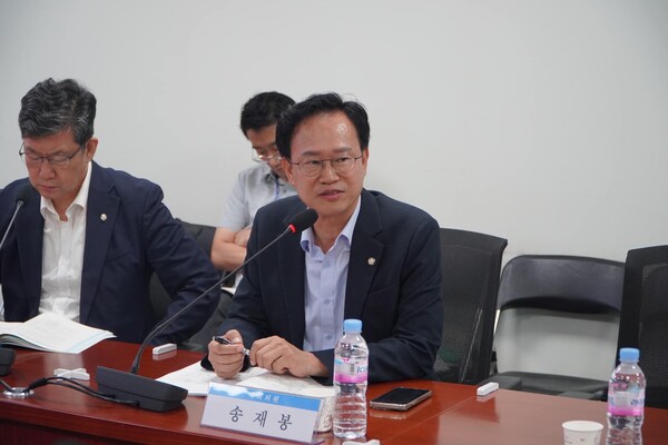 더불어민주당 송재봉 의원(사진=의원 페이스북)