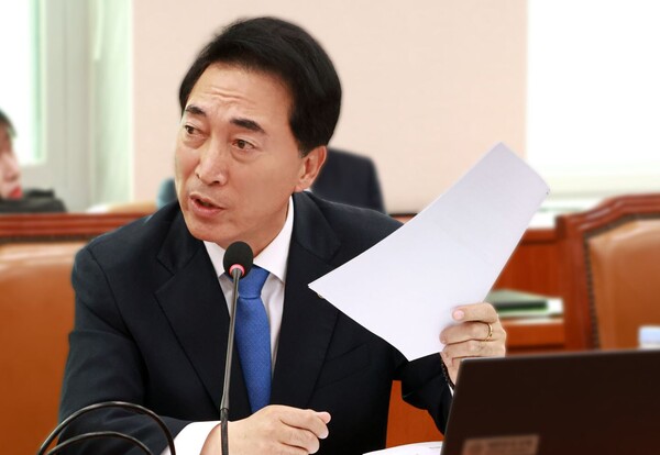 더불어민주당 박수현 국회의원이 10일, 국회 문화체육관광위원회 국정감사에서 질의하고 있다.(사진=의원실 제공)