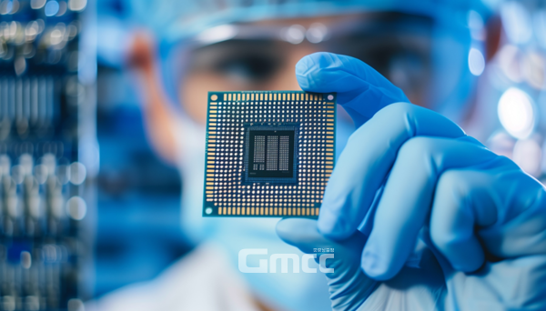 윤석열 대통령의 충남지역 공약인 ‘차량용 융합 반도체 혁신생태계 구축’과 ‘부착형 디스플레이 기반 구축’은 당초 계획과 다르게 추진될 것으로 보인다.(사진=게티이미지뱅크/굿모닝충청 박종혁 기자)