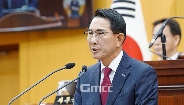 이완섭 서산시장은 22일 “전임자의 사업을 덮었다는 말씀은 (듣기) 거북하다”며 “수차례 토론을 요구했는데 응하지 않았다? 전혀 맞지 않는 얘기”라고 말했다. (서산시 제공/ 굿모닝충청=김갑수 기자)