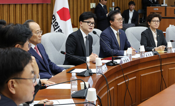 23일 오전 국회에서 열린 국민의힘 확대당직자회의에서 발언하고 있는 한동훈 대표의 모습.(사진 출처=연합뉴스)