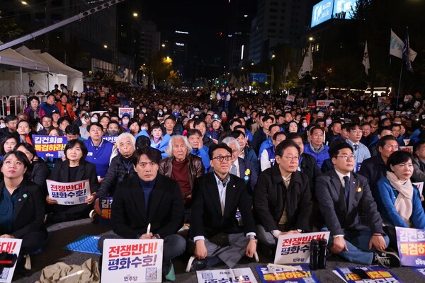 '김건희 윤석열 국정농단 규탄·특검 촉구 제2차 국민행동의 날' 2차 범국민대회가 9일 서울 숭례문과 시청역 일대에서 열렸다.(사진=이훈기 국회의원)
