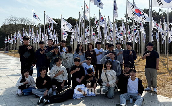 지난달 8일 천안 독립기념관을 찾은 금산 추부중학교 학생들. (사진=충남교육청 제공/굿모닝충청=이종현 기자)
