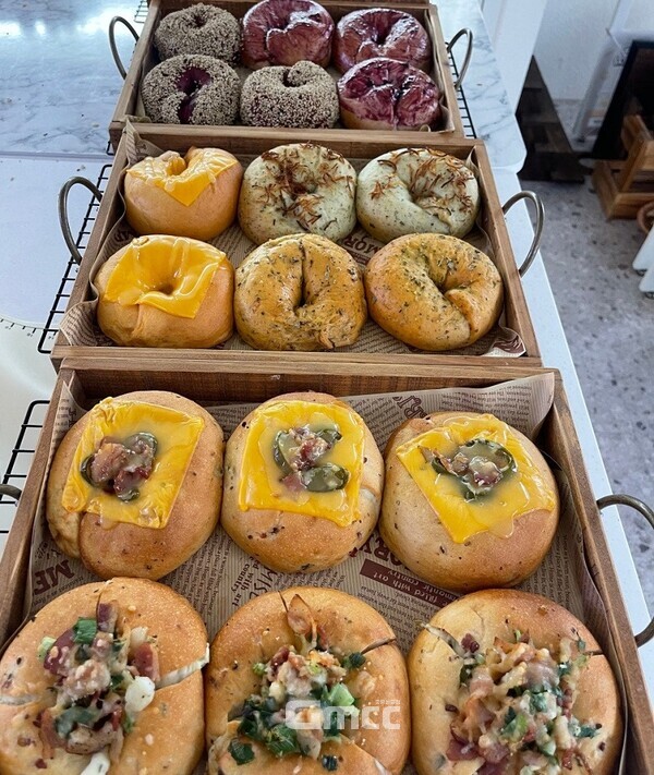 김태연 대표가 우리쌀로 만든 건강한 빵. 사진=김태연/굿모닝충청 김종혁 기자