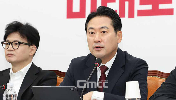 국민의힘 장동혁 최고위원(충남보령·서천)은 7일 “저는 윤석열 대통령의 대국민 담화 전에도, 어제 의원총회에서도 탄핵과 특검에 반대하는 의견을 제시했다”며 “그 입장에는 변함이 없다”고 말했다. (자료사진: 국민의힘 홈페이지/ 굿모닝충청=김갑수 기자)