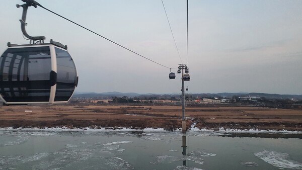 민통선 지역까지 갈 수 있는 임진각 평화 곤돌라의 모습.(사진=굿모닝충청 조하준 기자)