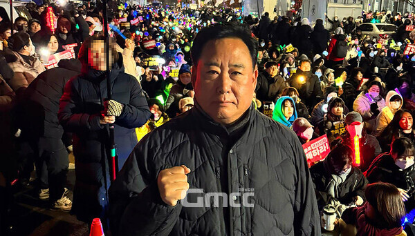 더불어민주당 어기구 국회의원(충남당진)은 6일 “국민의힘은 더 이상 공당이 아니다”며 “자신들의 안위를 위해 내란 세력과 결탁한 이권 결사체이고 내란 수괴 윤석열의 사당”이라고 밝혔다. (자료사진: 페이스북/ 굿모닝충청=김갑수 기자)