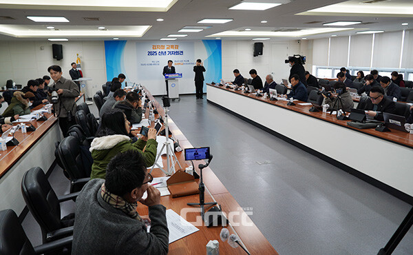 김지철 교육감은 “2014년 시작한 혁신 충남교육의 여정이 올해로 11년째를 맞이한다. 그동안 많은 성과도 있었지만 아직 마무리하지 못한 일도 남아 있다”며 “올해 안에 최선을 다해 완성시키겠다”고 강조했다. (사진=굿모닝충청 이종현 기자)