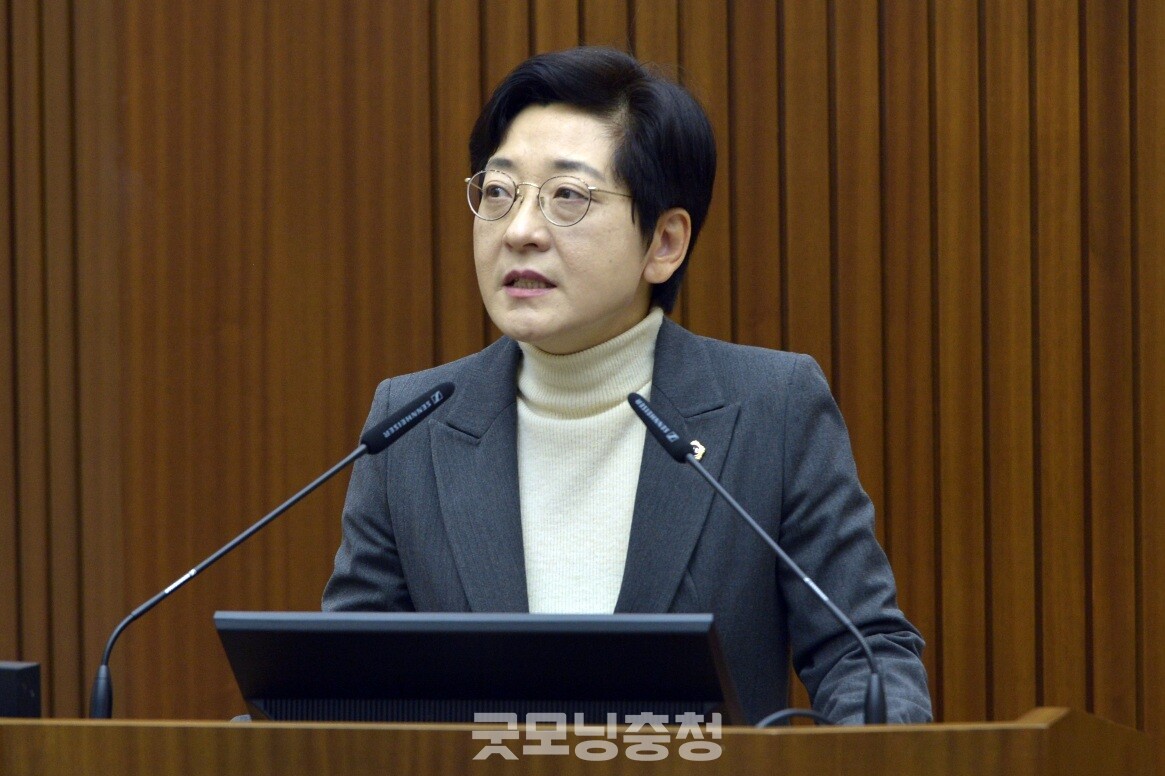 세종시의회가 이순열 의원이 대표발의한 '국가균형발전 및 행정수도 완성을 위한 공공기관 이전 촉구 결의안'을 채택했다. (사진:시의회 제공/굿모닝충청=박수빈 기자)