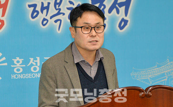 홍성군이 충남도와 함께 추진하는 소상공인 경영정상화 자금 지원을 위해 13억8690만 원 규모의 1회 추가경정예산안을 편성한다. (사진=홍성군 제공/굿모닝충청=이종현 기자)