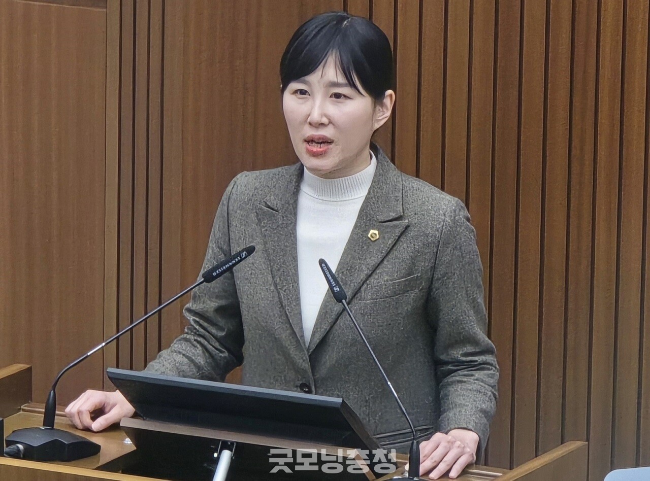 더불어민주당 이현정 세종시의원이 14일 제96회 임시회 본회의에서 5분 자유발언을 통해 세종시 교통체계의 전면적인 개선이 필요하다고 촉구했다. (굿모닝충청=박수빈 기자)