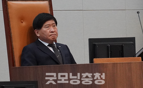 충남도의회 홍성현 의장(국민‧천안1)이 김태흠 지사를 향해 유감을 표명했다. (사진=굿모닝충청 이종현 기자)