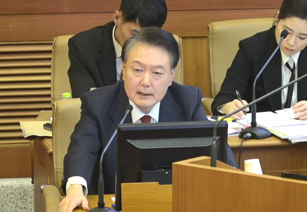 윤석열 대통령이 20일 서울 종로구 헌법재판소에서 열린 본인의 탄핵 심판 10차 변론에서 발언하고 있다.(사진=연합뉴스)