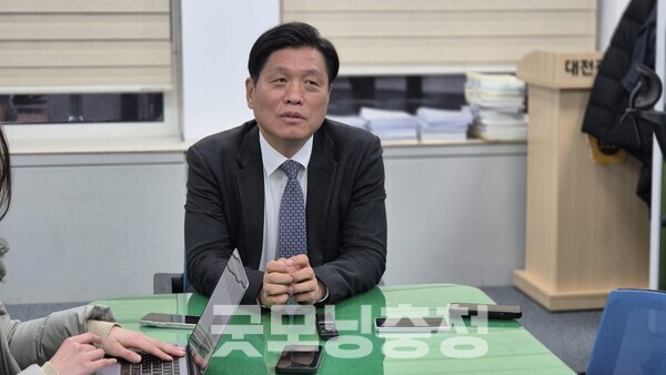 더불어민주당 조승래 국회의원(대전유성구갑)은 4일 “대전·충남의 행정통합이 논의되고 있는데, 정치적 과정이 생략돼선 안 된다”고 밝혔다. (사진=굿모닝충청 신성재 기자)