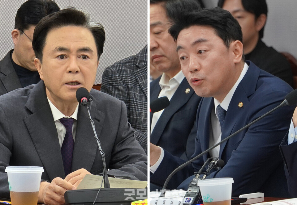 25일 오전 국회의원회관에서 열린 충청남도  ‘정부예산 주요사업 및 지역현안’ 정책설명회에서 조우한 김태흠 충남도지사(왼쪽)와 더불어민주당 강훈식 의원. (사진=굿모닝충청 설인호 기자)