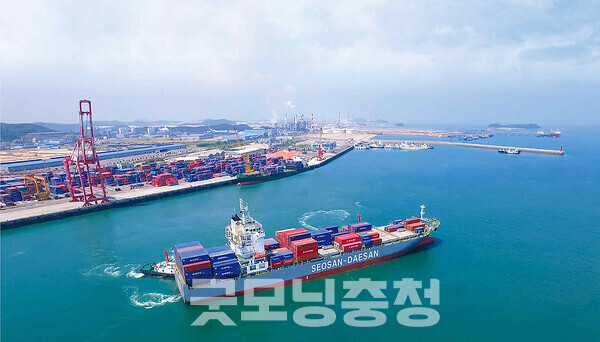 충남도가 대산항의 명칭을 서산항으로 바꾸는 방안을 추진 중인 것으로 27일 확인됐다. (자료사진: 서산시 제공/ 굿모닝충청=김갑수 기자)