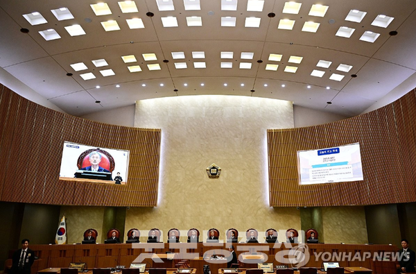 조희대 대법원장을 비롯한 대법관들이 1일 서울 서초구 대법원에서 더불어민주당 이재명 대선 후보의 공직선거법 위반 사건 상고심 선고를 위해 참석해 있다. (사진=연합뉴스 제공)